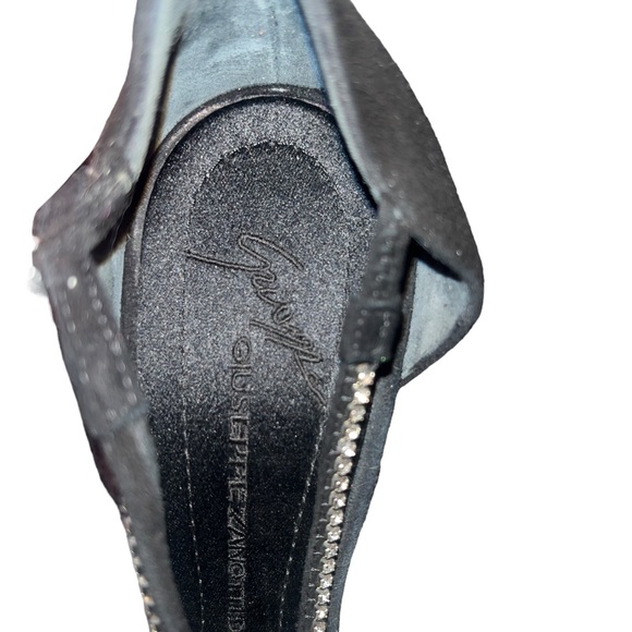 GIUSEPPE ZANOTTI Black Suede embellished Heels - Picture 6 of 10